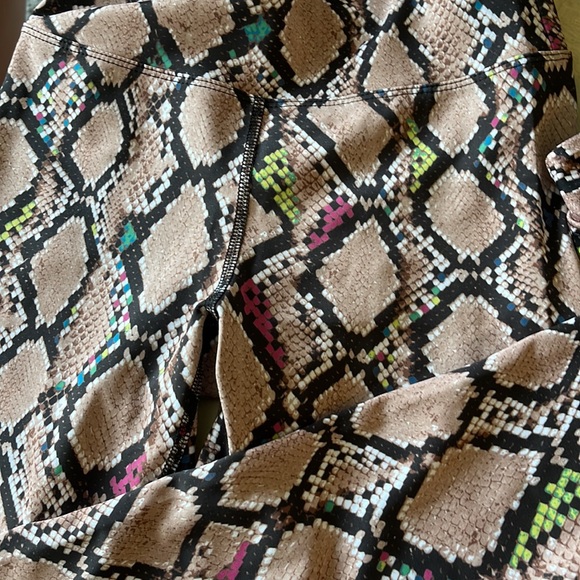 Beach Riot Matching Set - Picture 3 of 3